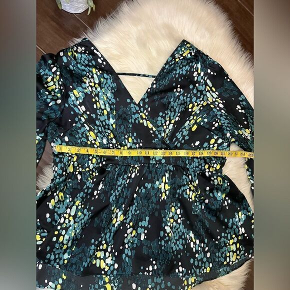 Torrid Satin Surplice Tie Cut Out Back Long Sleeve Blouse sz 3X - Picture 10 of 10